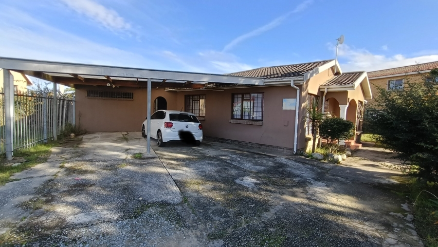 4 Bedroom Property for Sale in Delvillepark Western Cape
